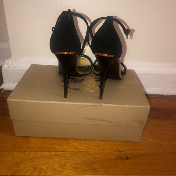 Shoes - Picture 3 of 3